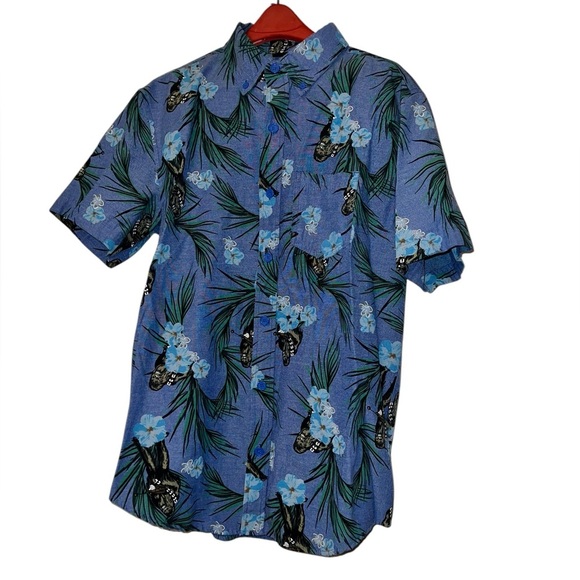 Disney Star Wars men’s blue chewbacca Hawaiian chambray shirt sz small - Picture 1 of 4